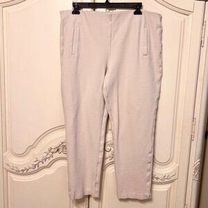Chico’s Juliet Ankle The Ultimate Fit Pants in Cream / Beige, Size 2 (Size 12)
